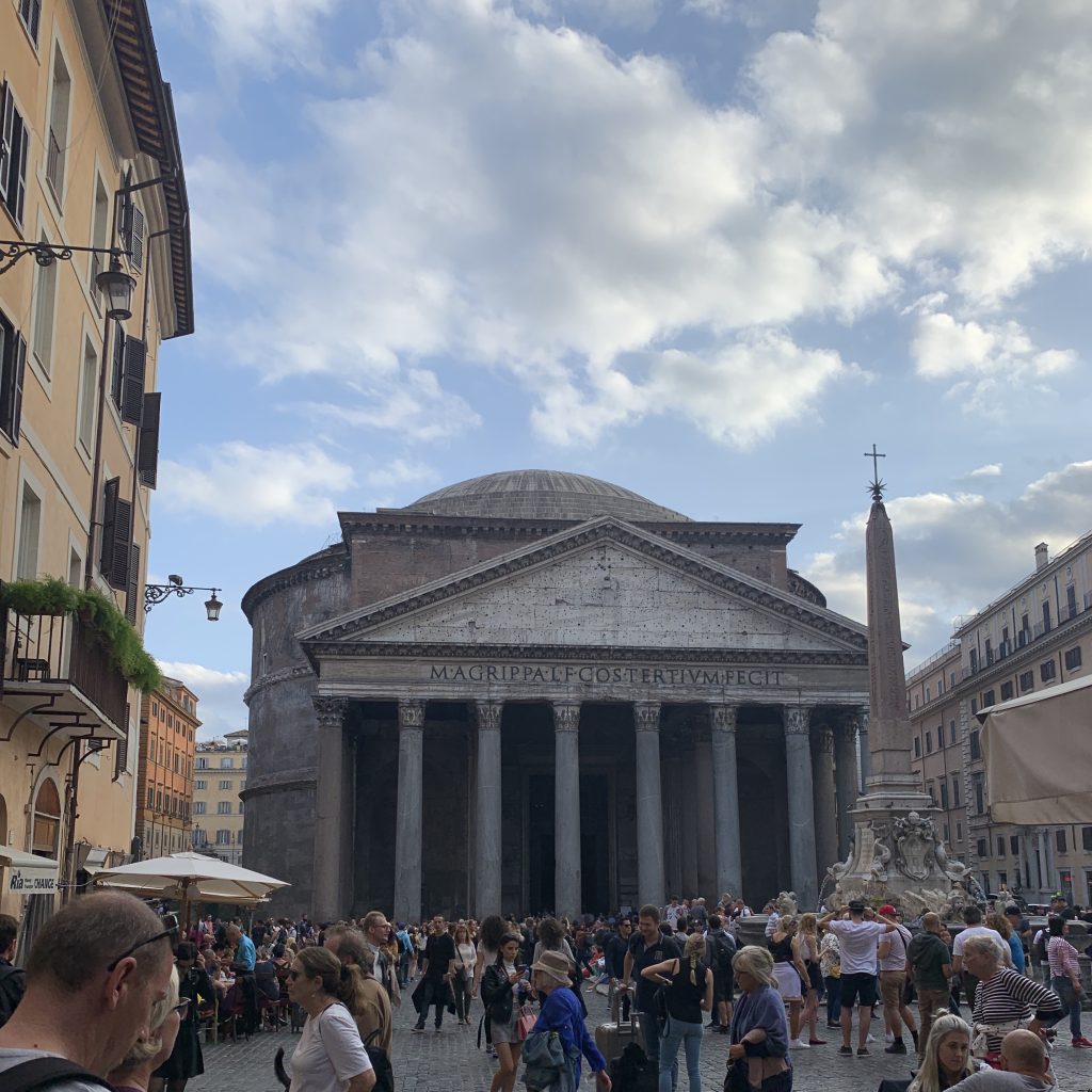 What to do in Rome? Visit The Pantheon